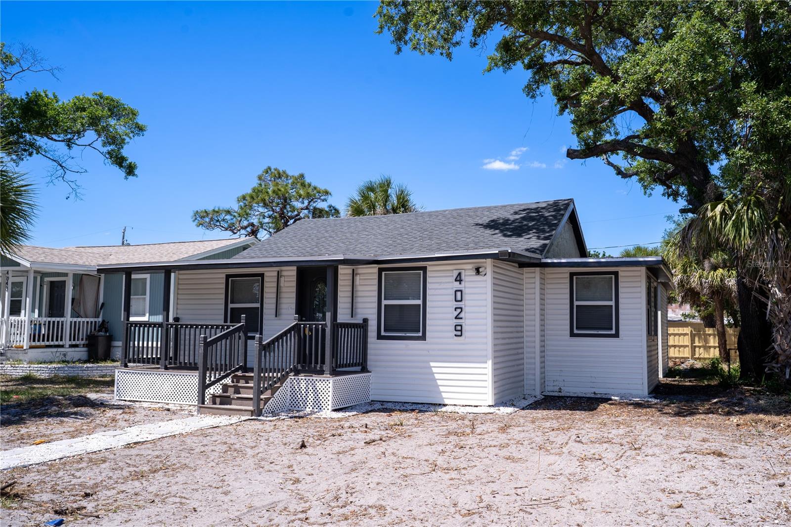 Image 2 of 28 For 4029 13th Avenue S