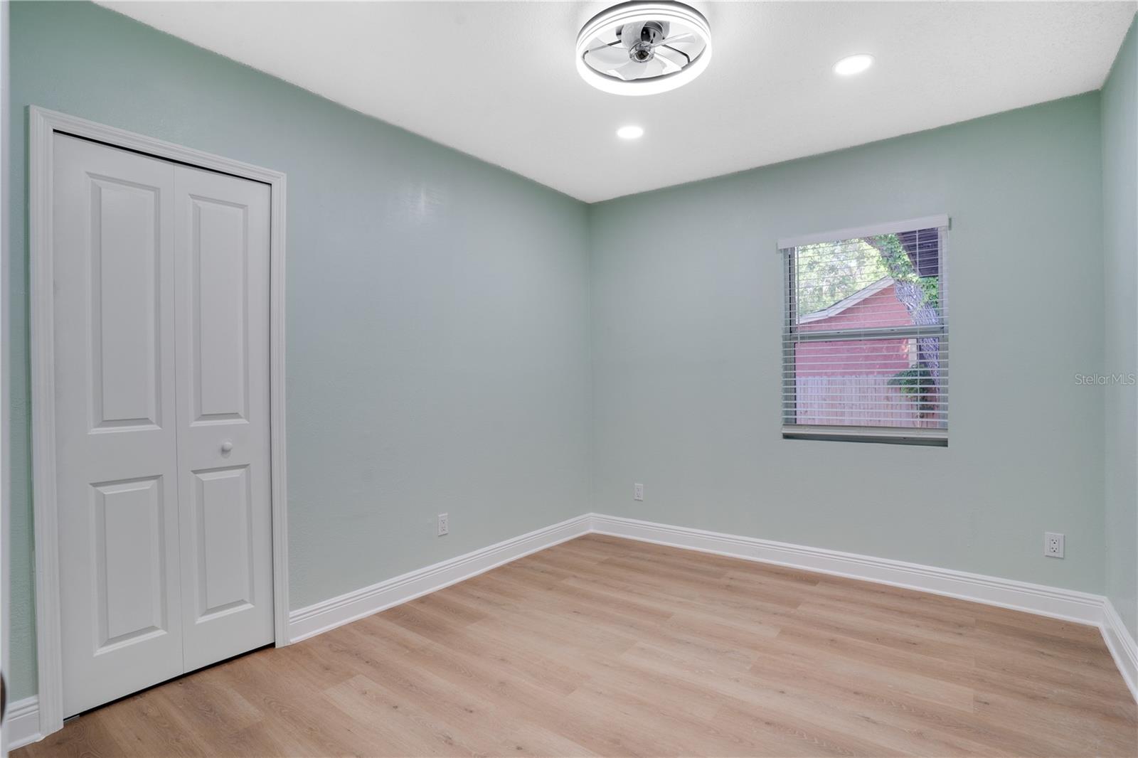 Image 20 of 28 For 4029 13th Avenue S