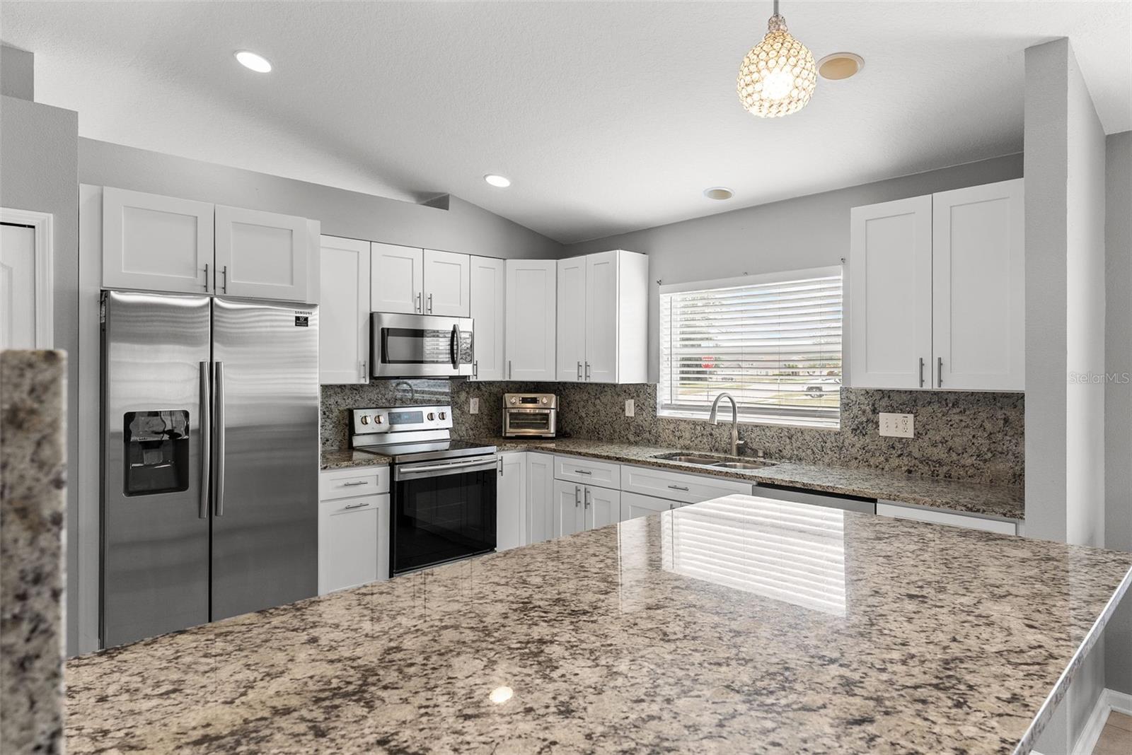 Image 16 of 56 For 7619 Crescent Palm Drive