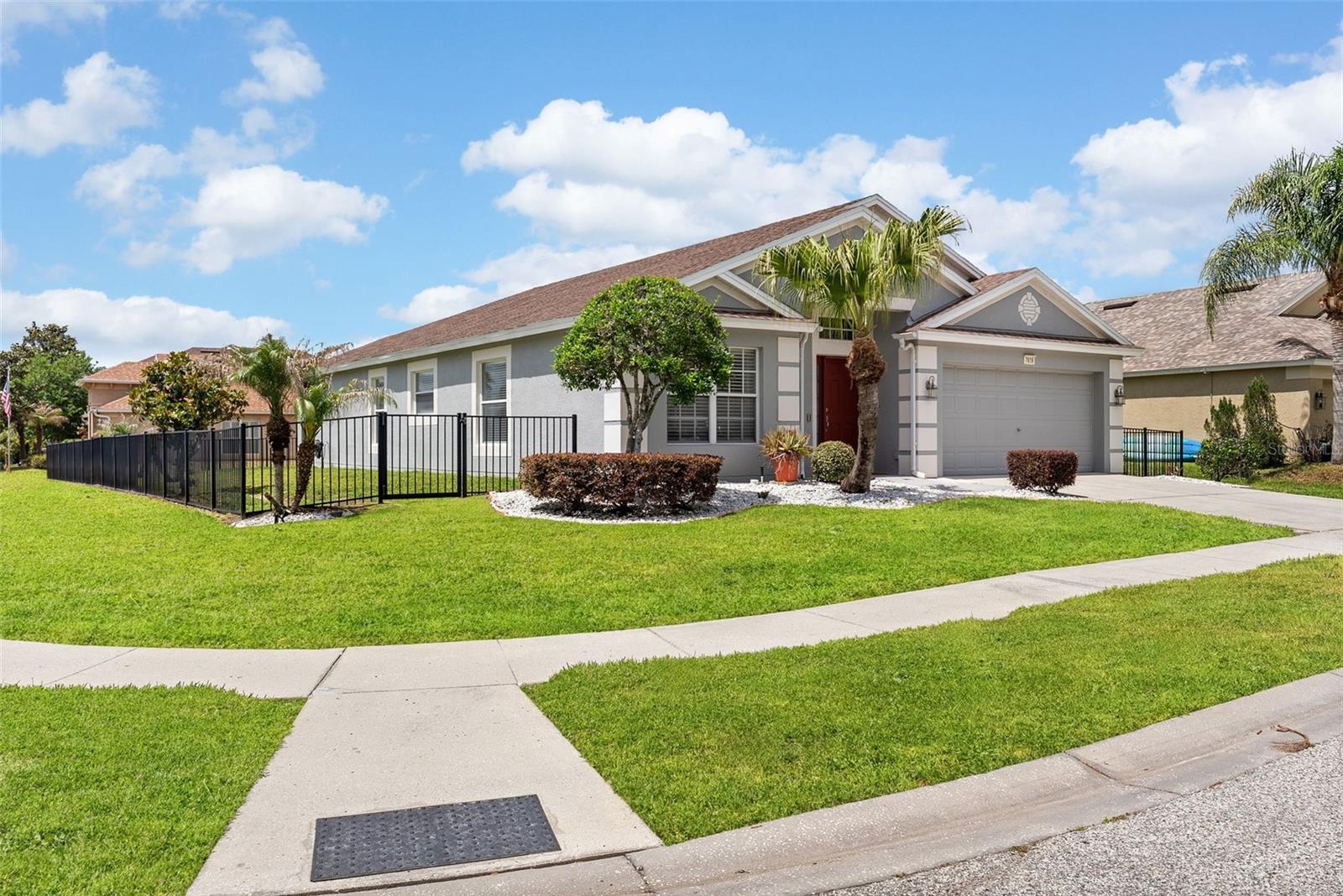 Image 3 of 56 For 7619 Crescent Palm Drive