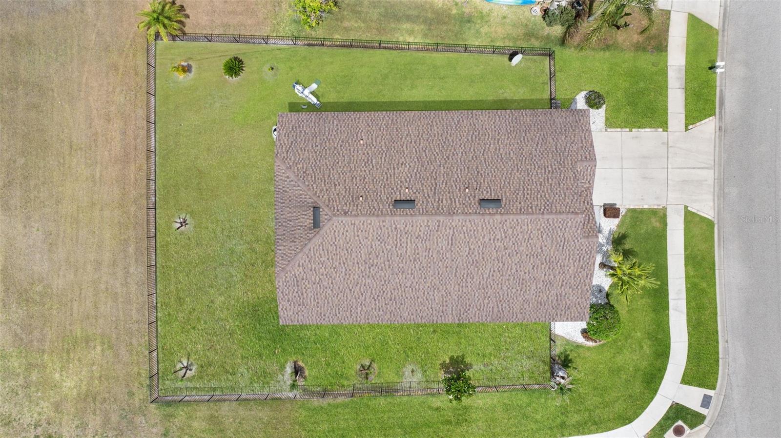 Image 37 of 56 For 7619 Crescent Palm Drive