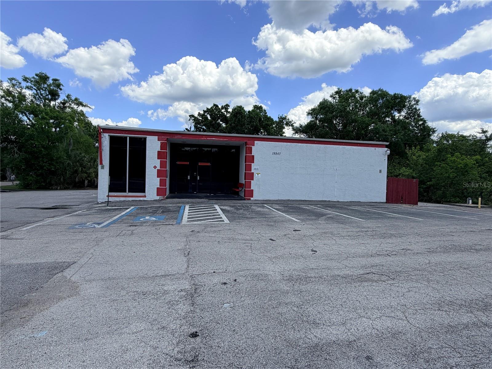 Image 11 of 13 For 18843 41 Highway