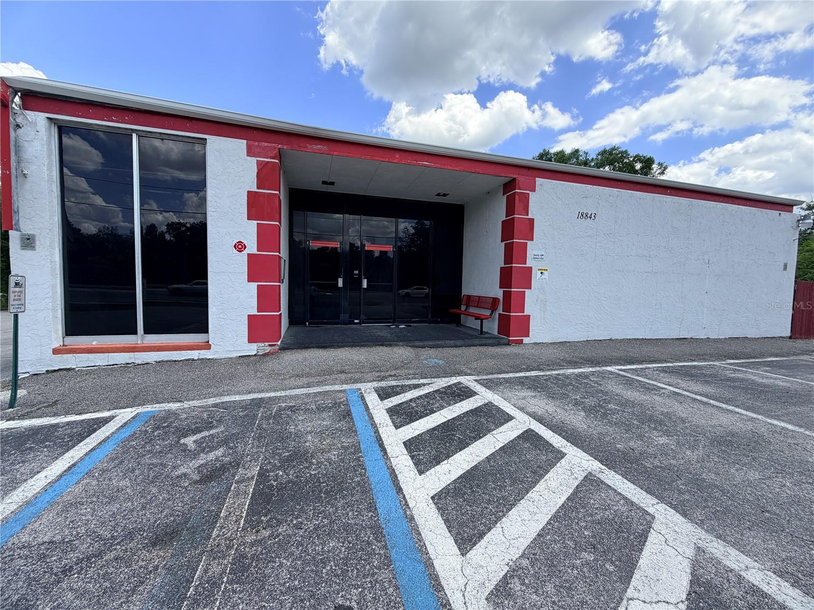 Image 3 of 13 For 18843 41 Highway