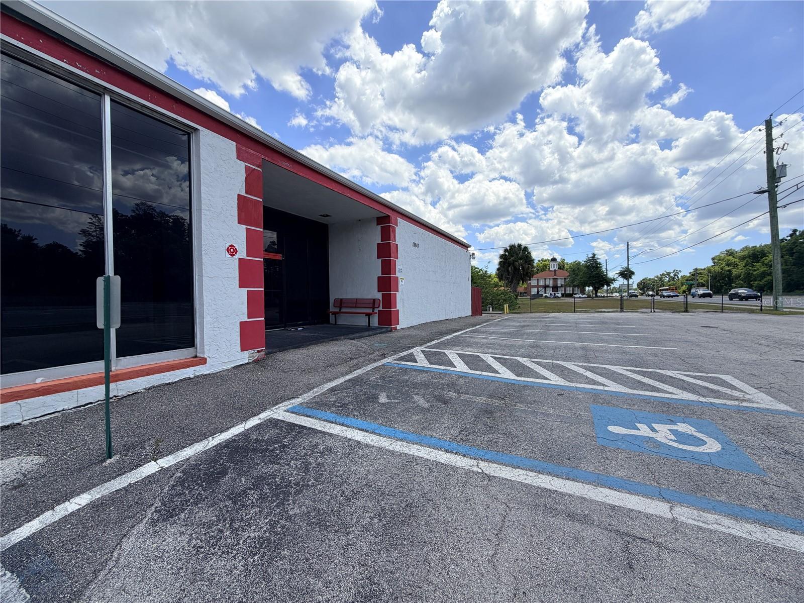 Image 4 of 13 For 18843 41 Highway