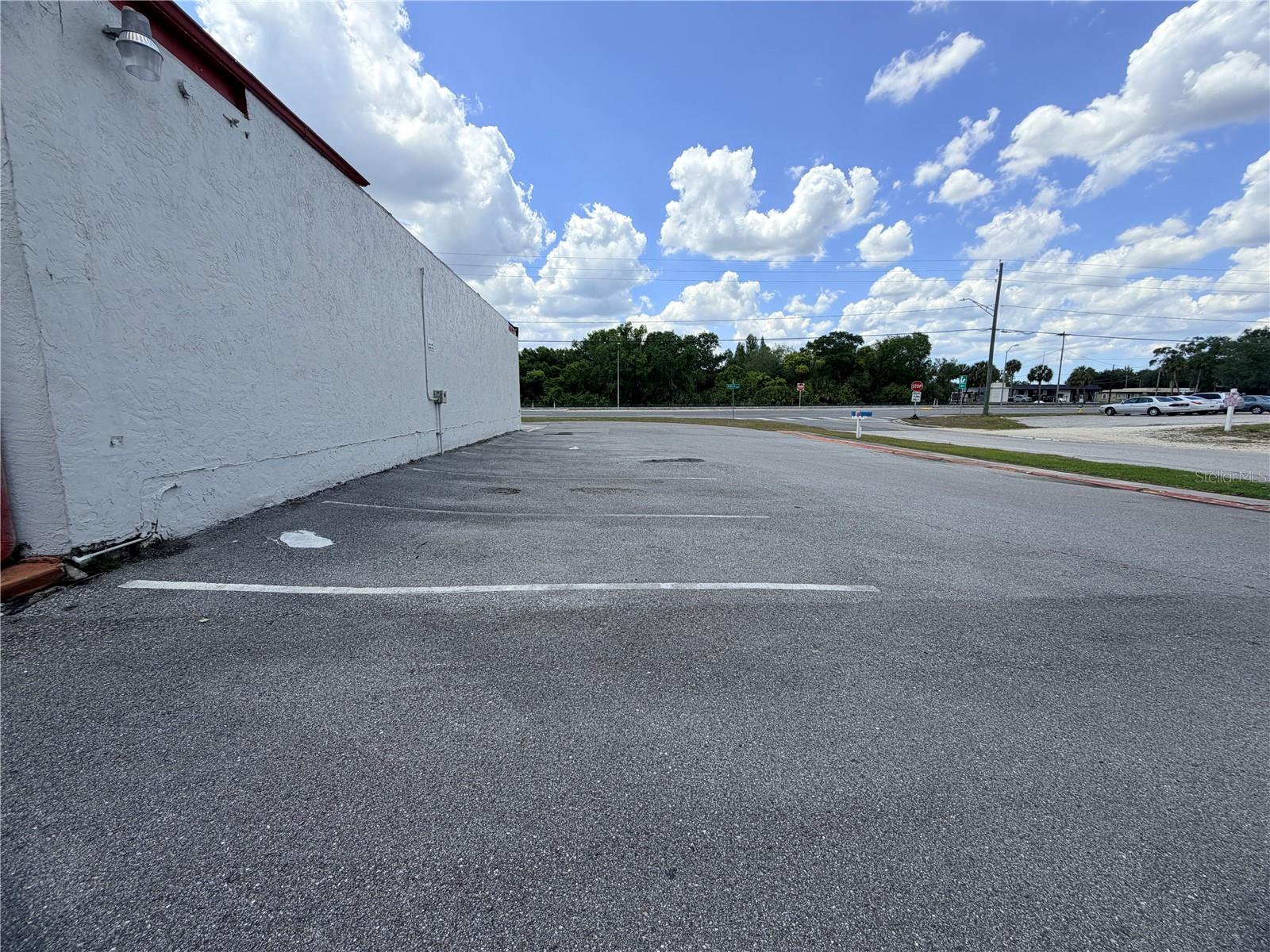 Image 9 of 13 For 18843 41 Highway