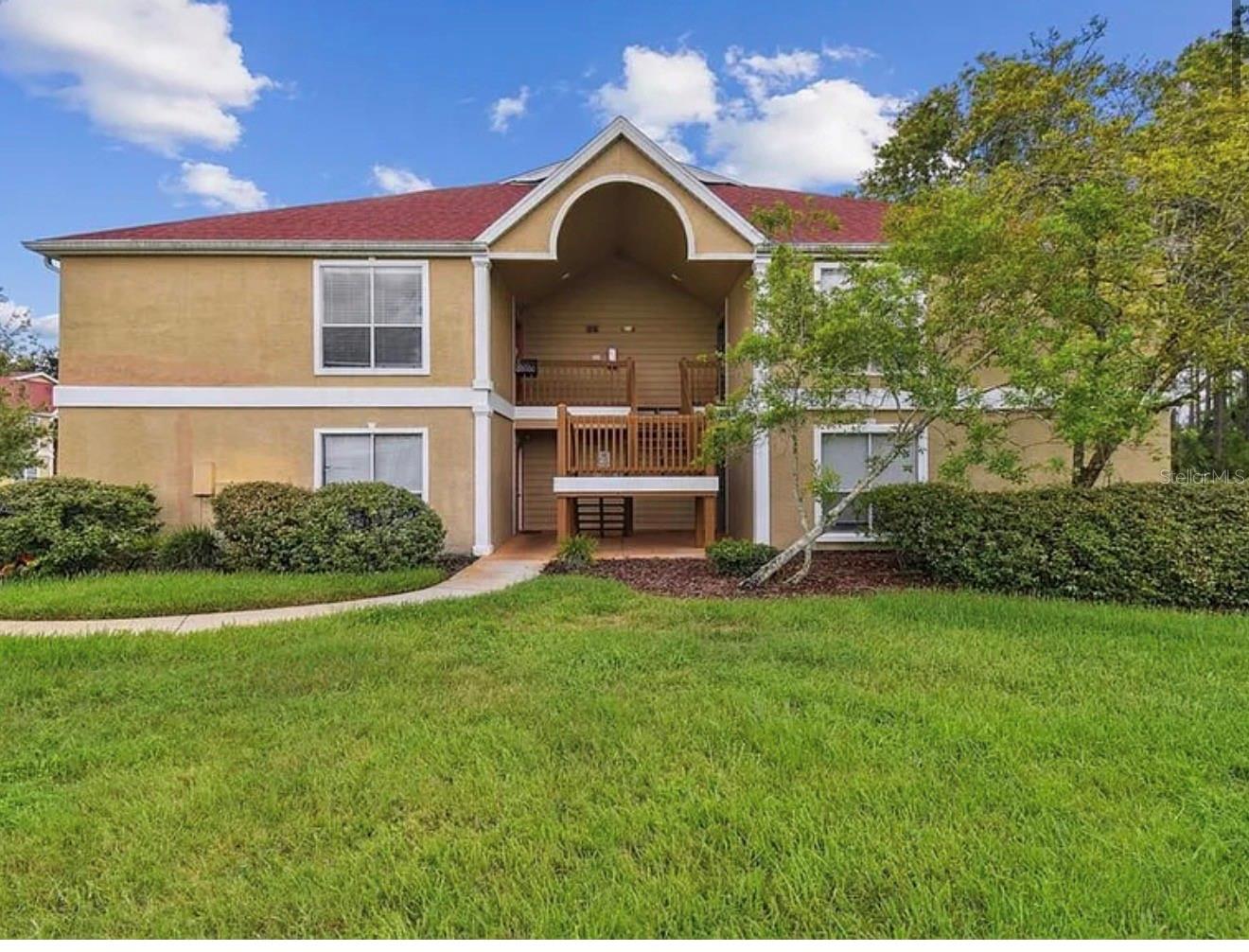 Image 2 of 56 For 9481 Highland Oak Drive 1611