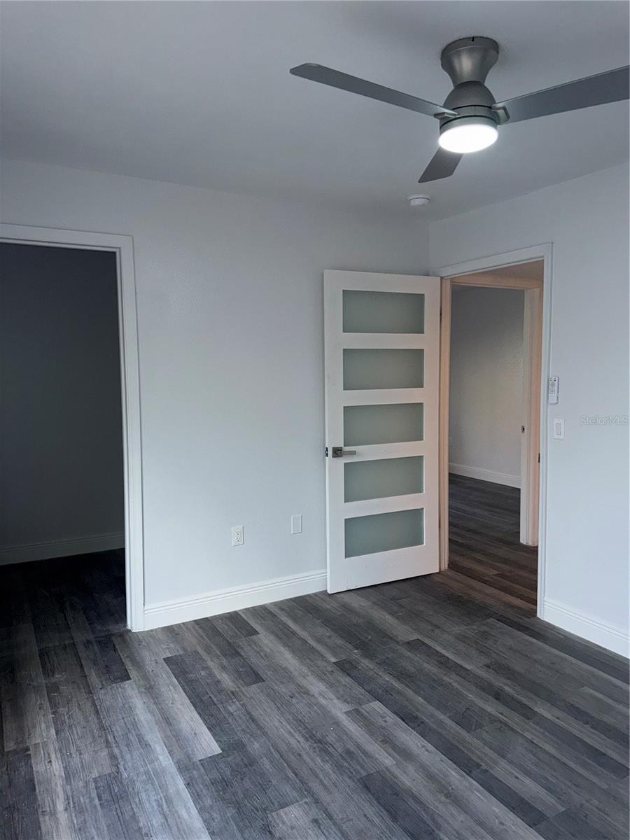 Image 37 of 56 For 9481 Highland Oak Drive 1611