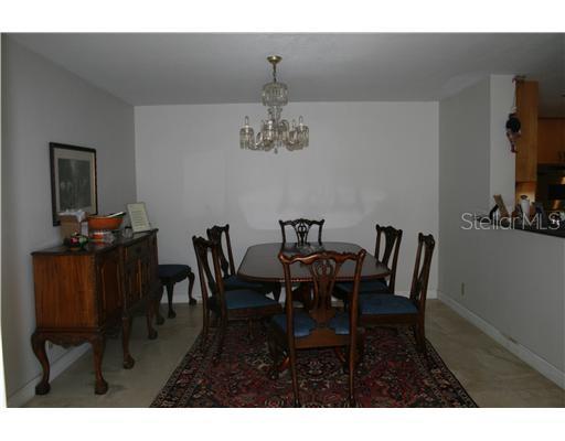 Image 7 of 18 For 300 Brightwaters Boulevard Ne