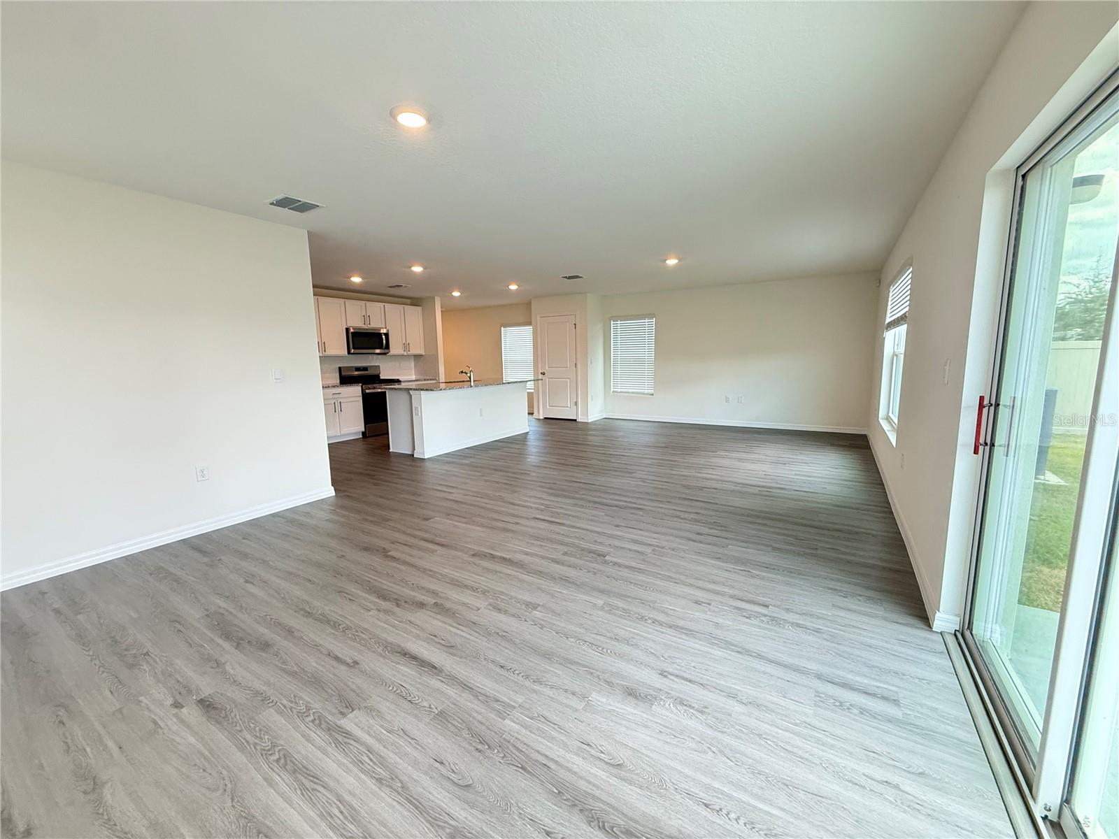 Image 4 of 26 For 2541 Birney Run