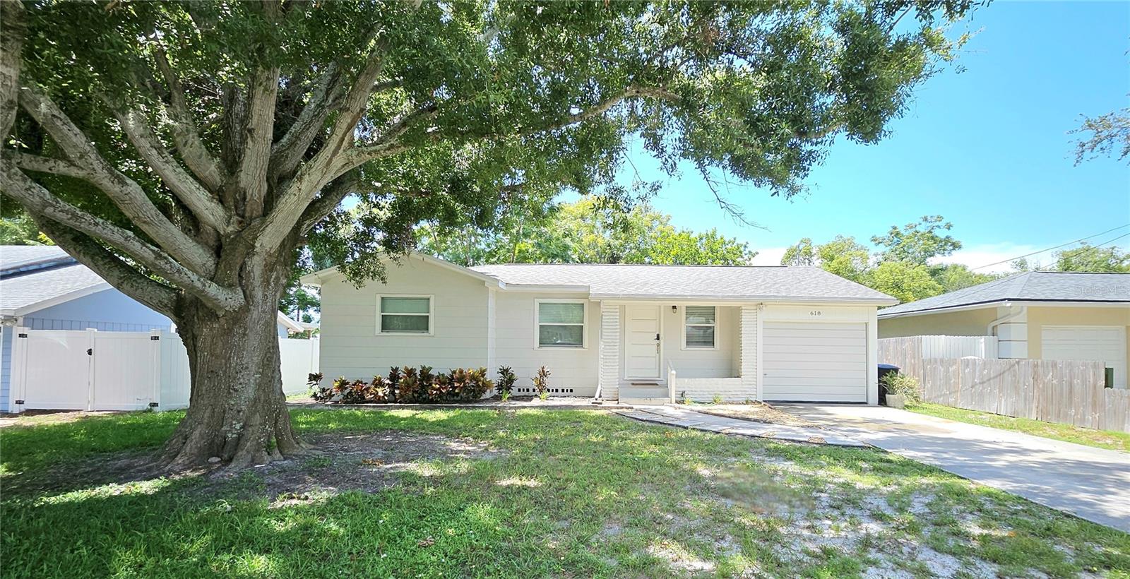 Details for 618 S Crest Ave, CLEARWATER, FL 33756