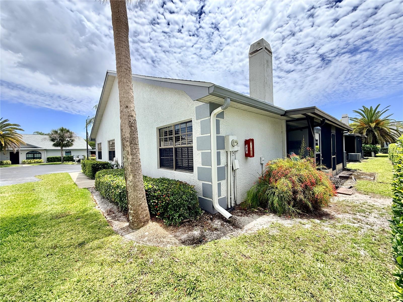 Image 27 of 44 For 2749 Countryside Boulevard 14