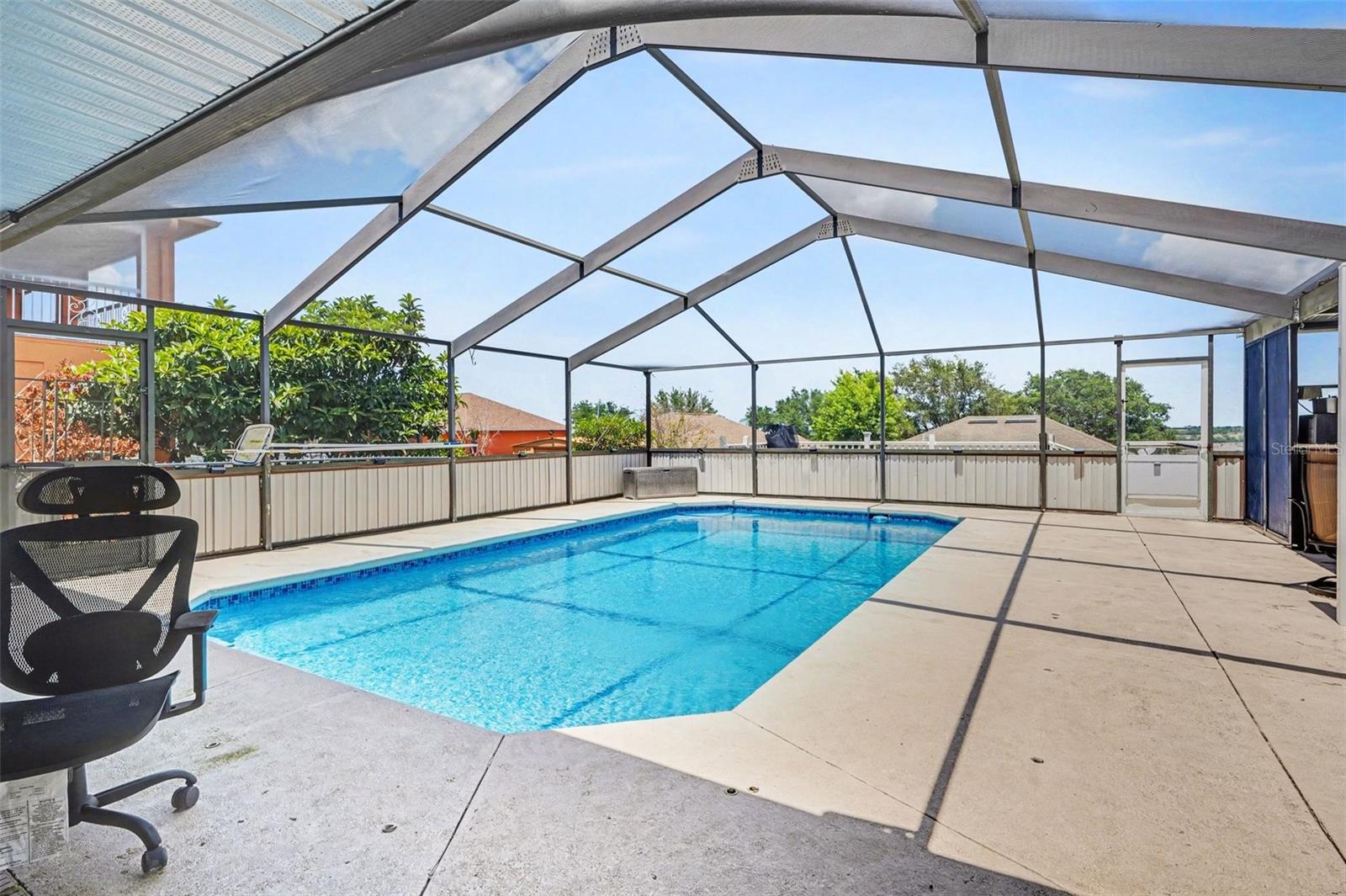 Image 24 of 28 For 1464 Bluff Loop