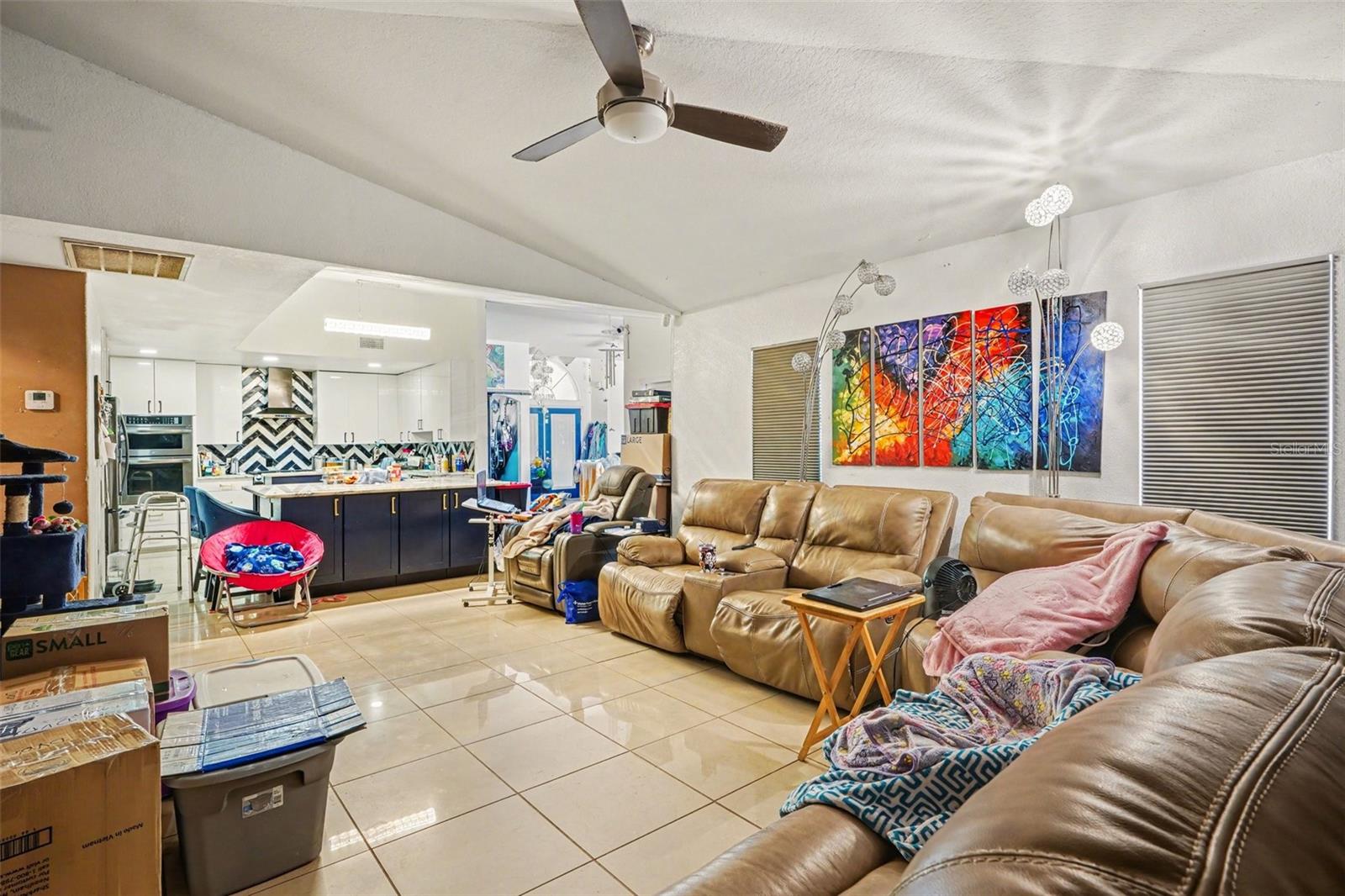 Image 5 of 28 For 1464 Bluff Loop