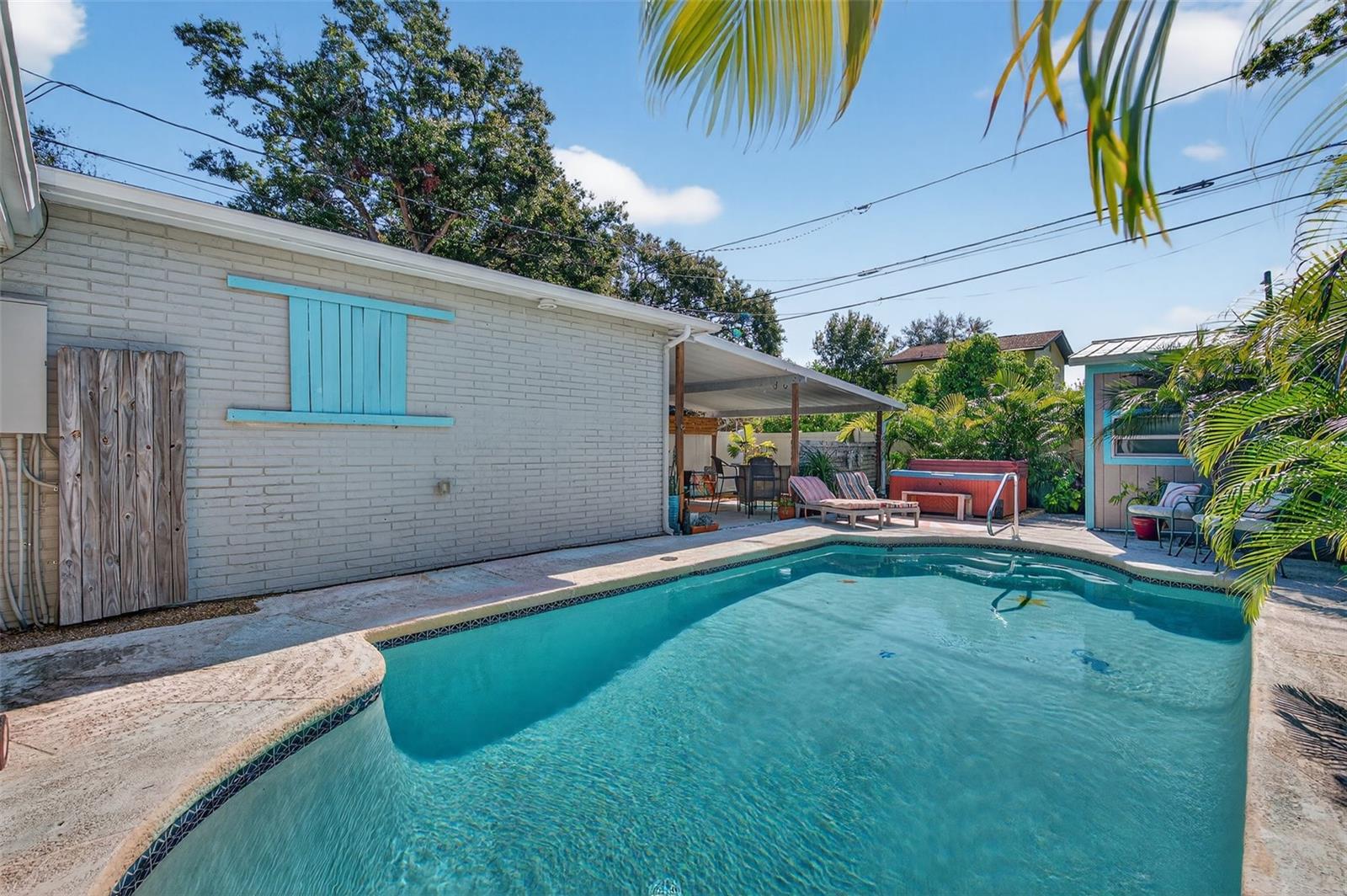 Image 40 of 53 For 2444 34th Avenue N