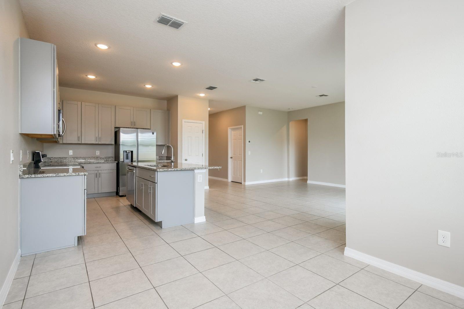 Image 4 of 8 For 148 Roseville Drive