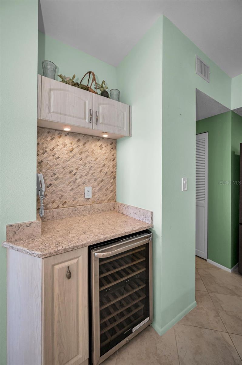 Image 17 of 64 For 7882 Sailboat Key Boulevard S 605