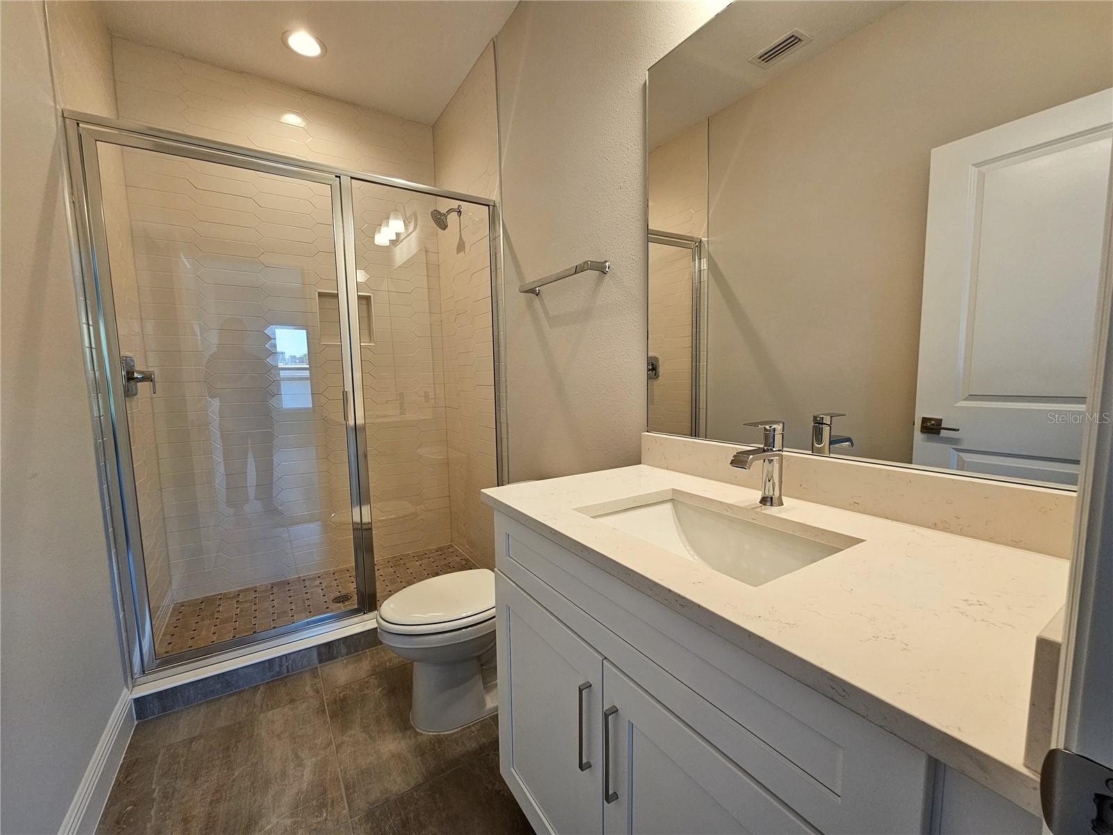 Image 5 of 7 For 7773 93rd Street N