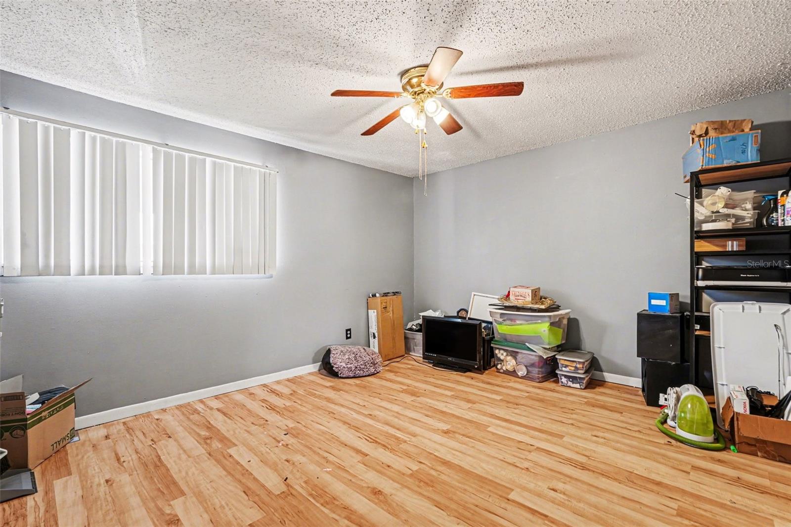 Image 15 of 33 For 6308 Newtown Circle C4