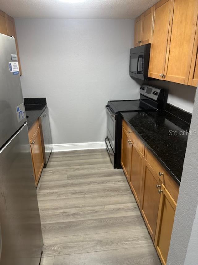 Image 7 of 15 For 5221 Bayshore Boulevard 1