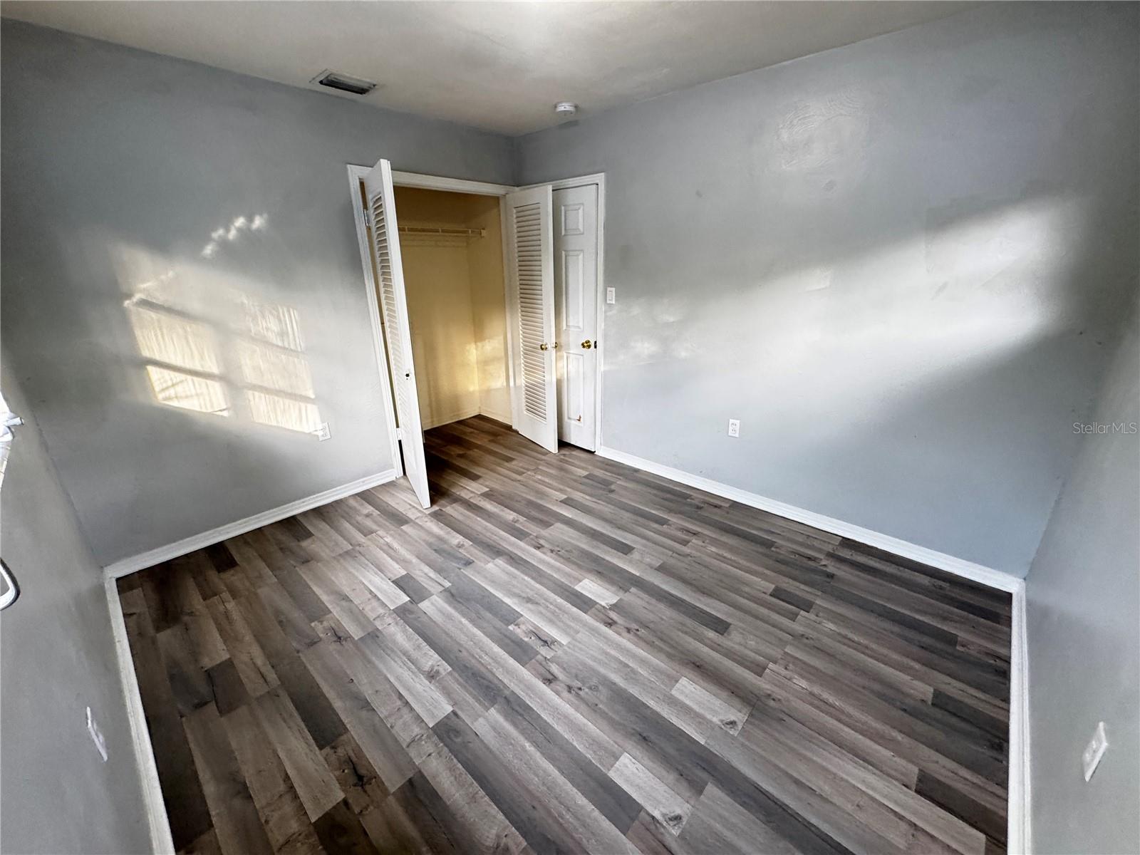 Image 16 of 42 For 309 Belle Claire Place