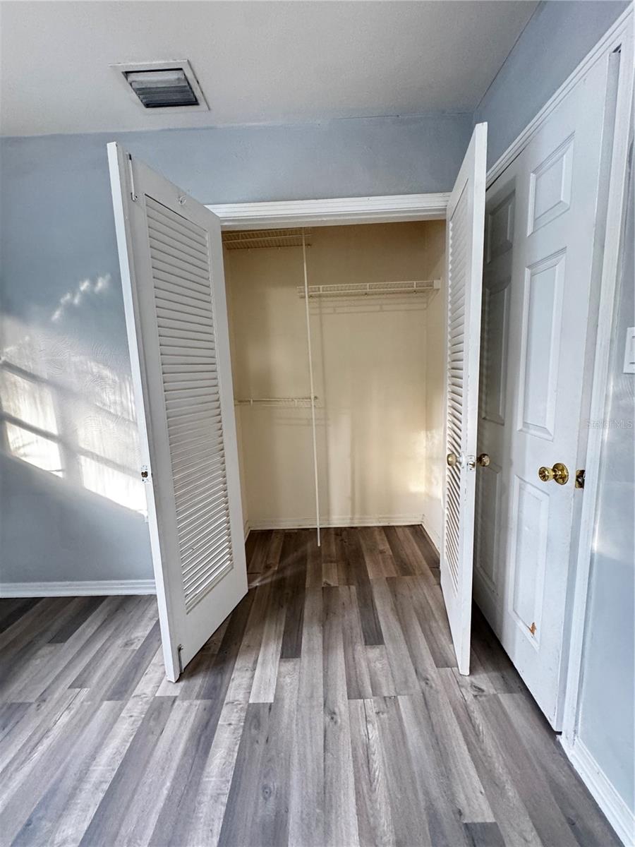 Image 22 of 42 For 309 Belle Claire Place