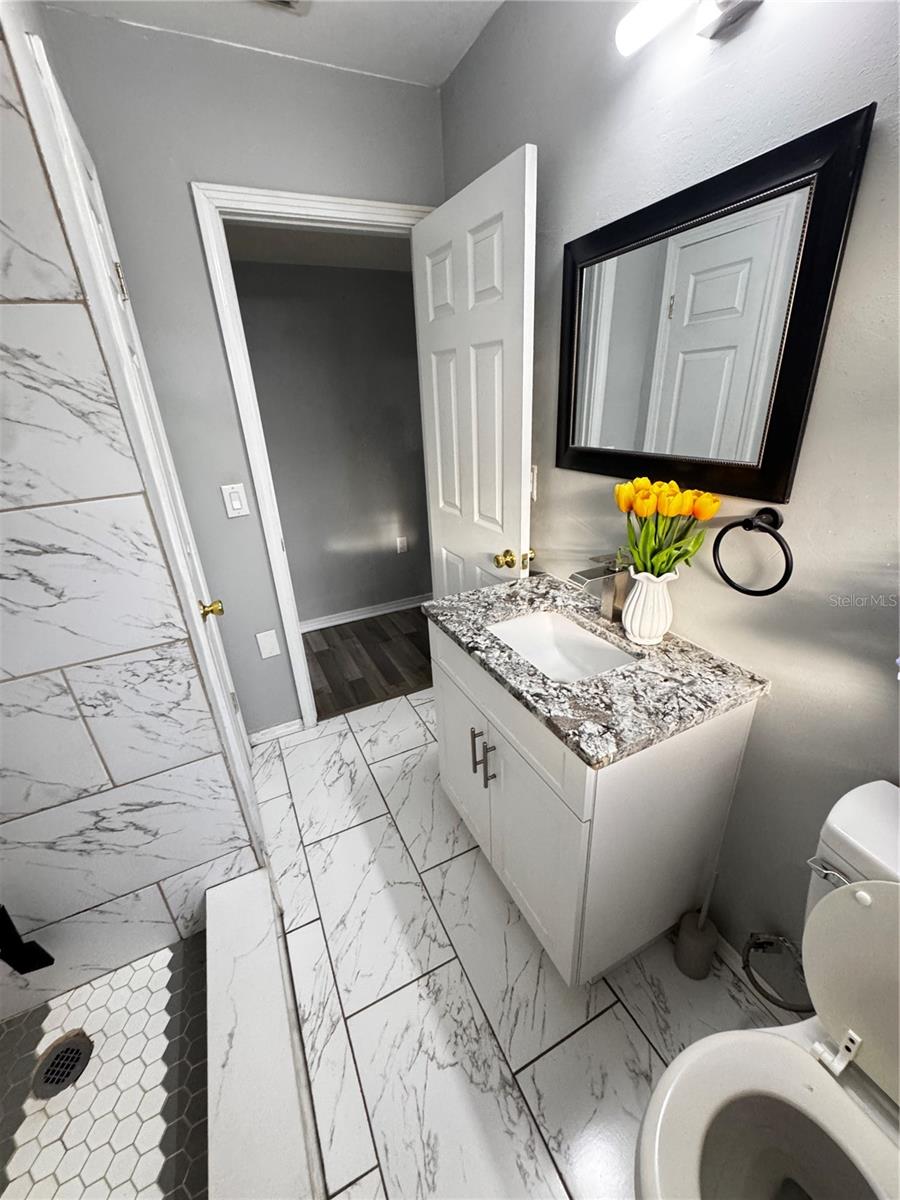 Image 23 of 42 For 309 Belle Claire Place