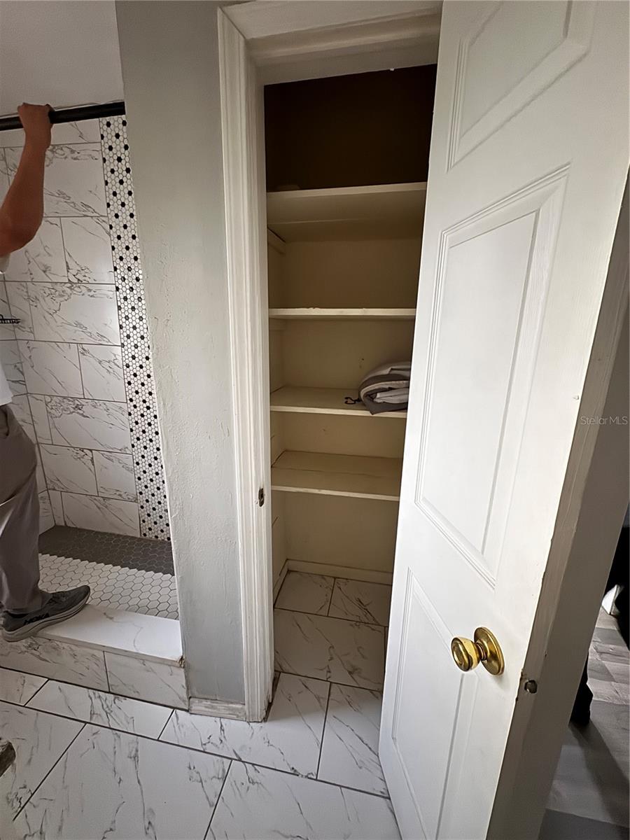 Image 24 of 42 For 309 Belle Claire Place