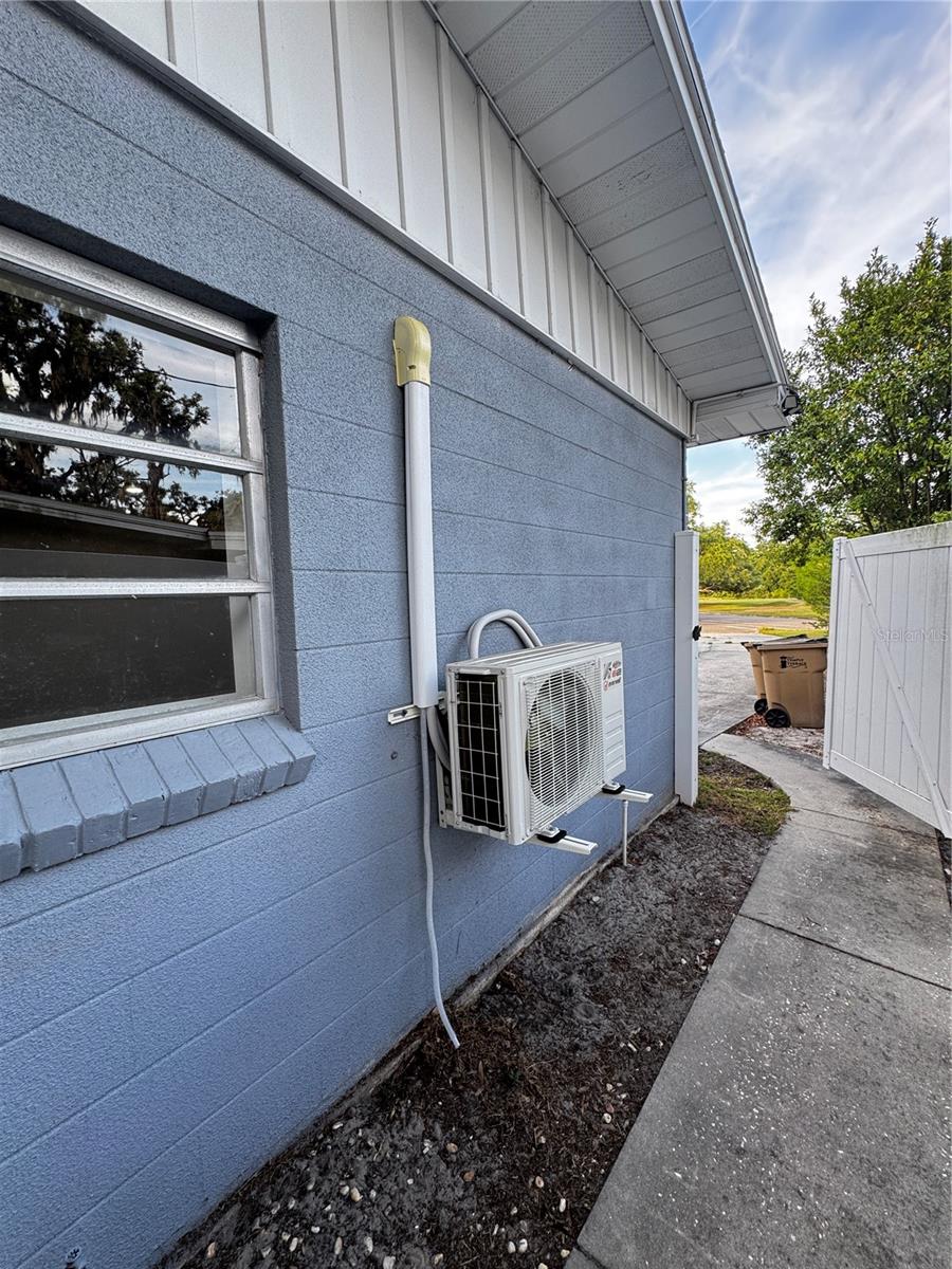 Image 28 of 42 For 309 Belle Claire Place