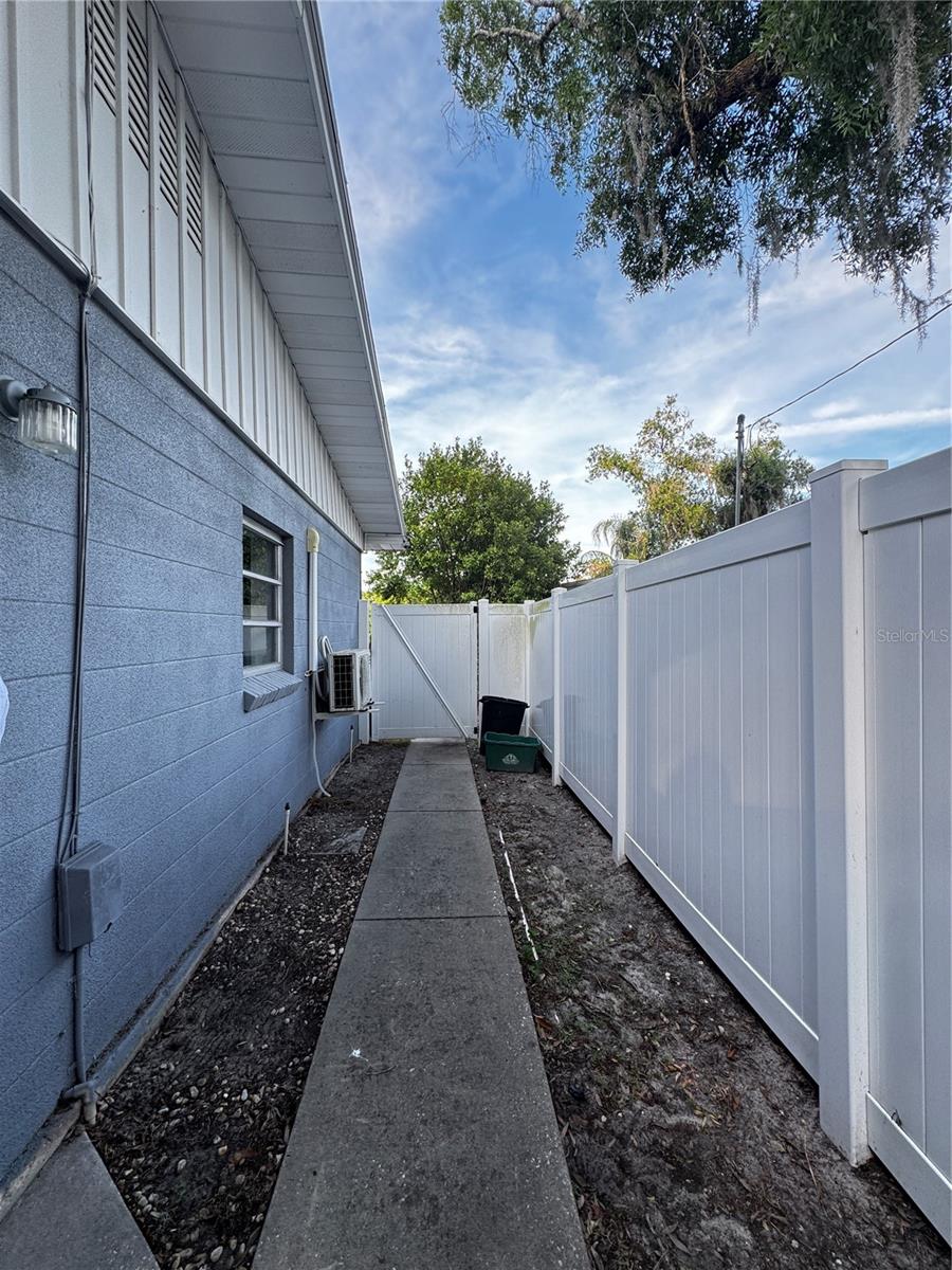 Image 30 of 42 For 309 Belle Claire Place