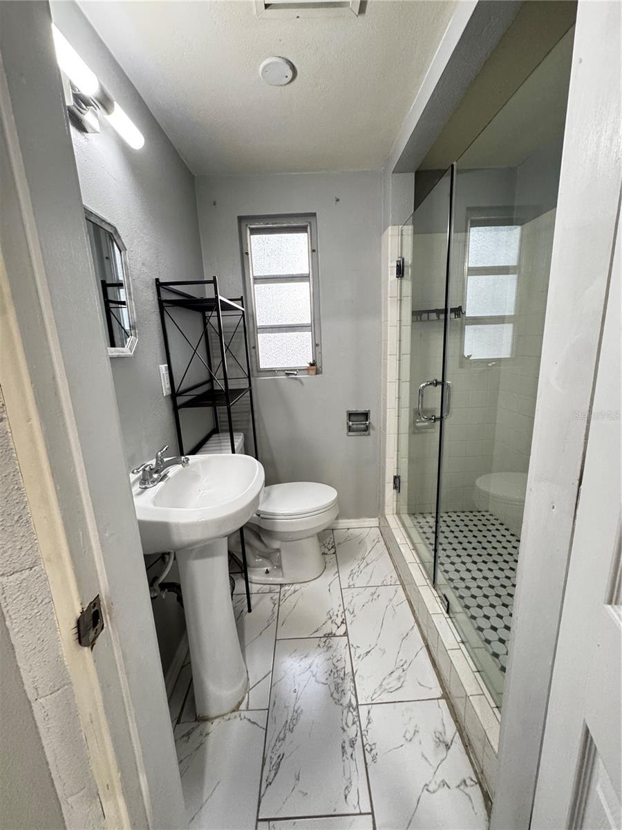 Image 39 of 42 For 309 Belle Claire Place