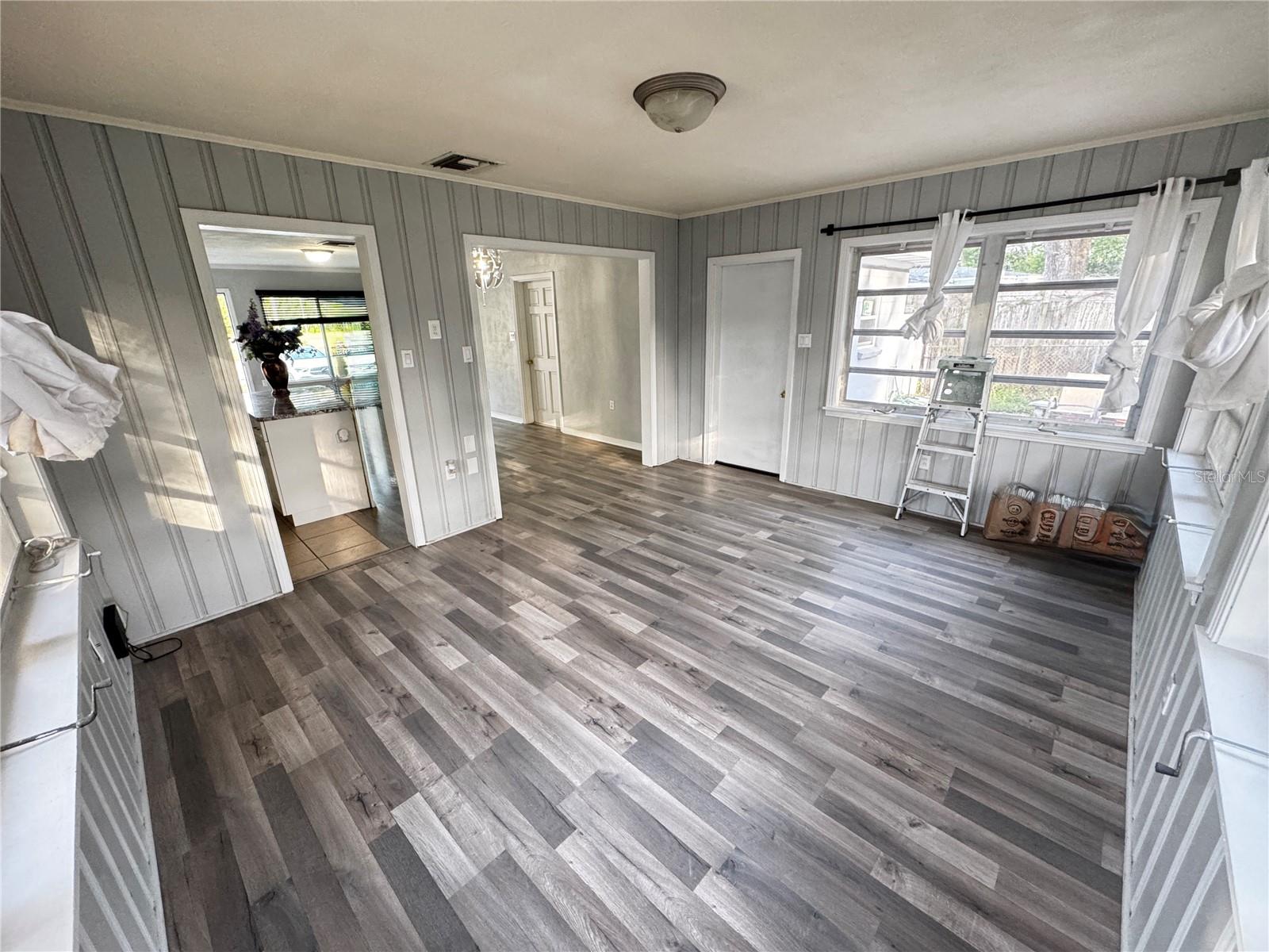 Image 7 of 42 For 309 Belle Claire Place