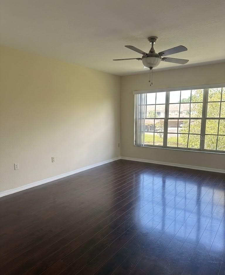 Image 10 of 14 For 2401 Gull Court L202