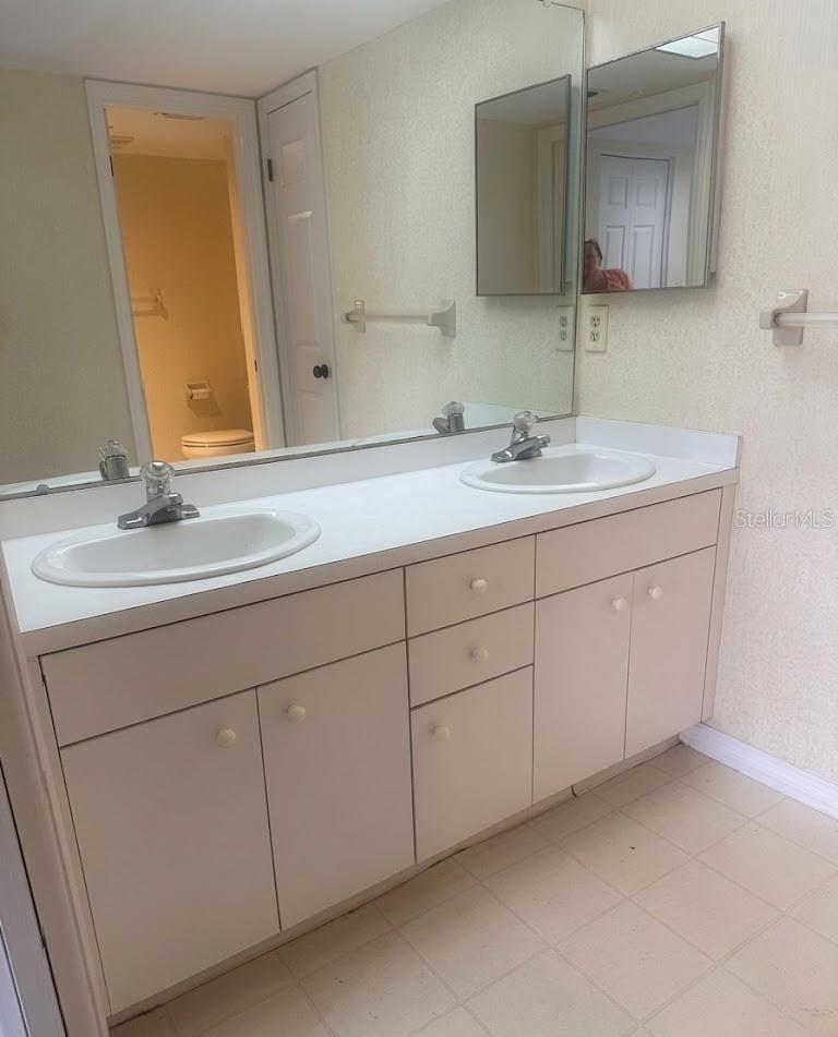 Image 13 of 14 For 2401 Gull Court L202