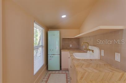 Image 11 of 22 For 634 3rd Street N