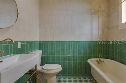 Image 14 of 22 For 634 3rd Street N