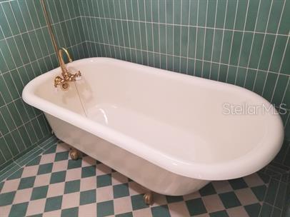 Image 16 of 22 For 634 3rd Street N
