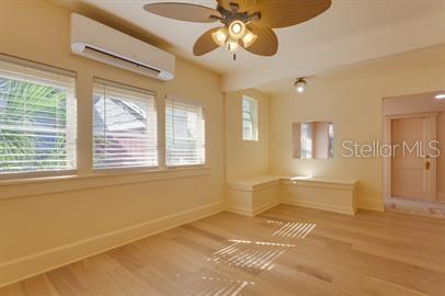 Image 6 of 22 For 634 3rd Street N