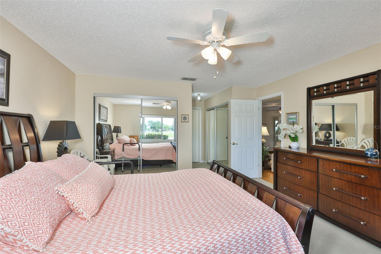 Image 32 of 96 For 2611 Locksley Street 250