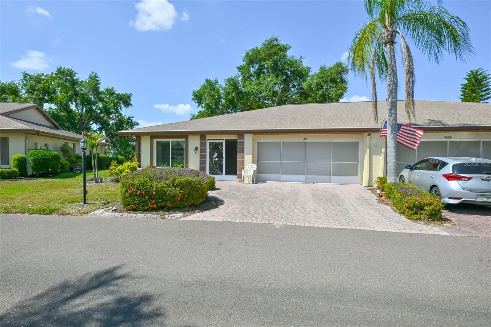 Image 45 of 96 For 2611 Locksley Street 250
