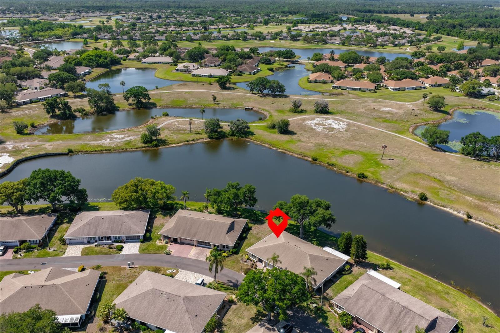 Image 46 of 96 For 2611 Locksley Street 250