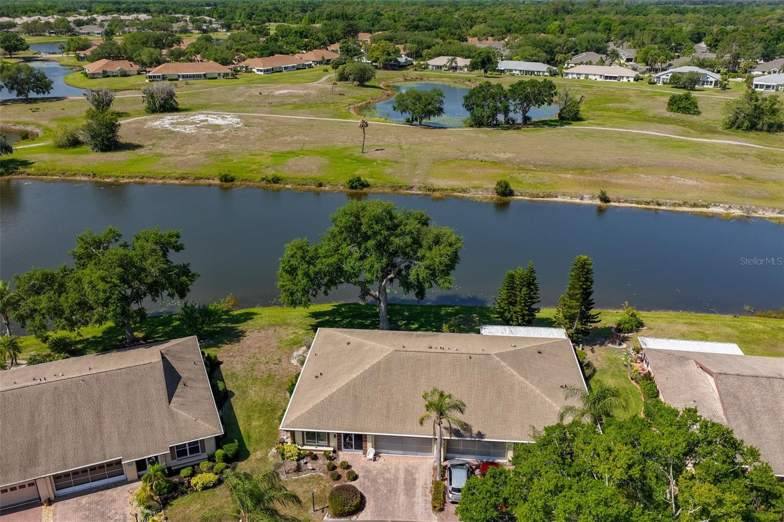 Image 47 of 96 For 2611 Locksley Street 250