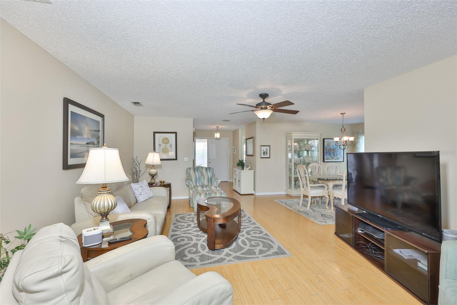 Image 8 of 96 For 2611 Locksley Street 250