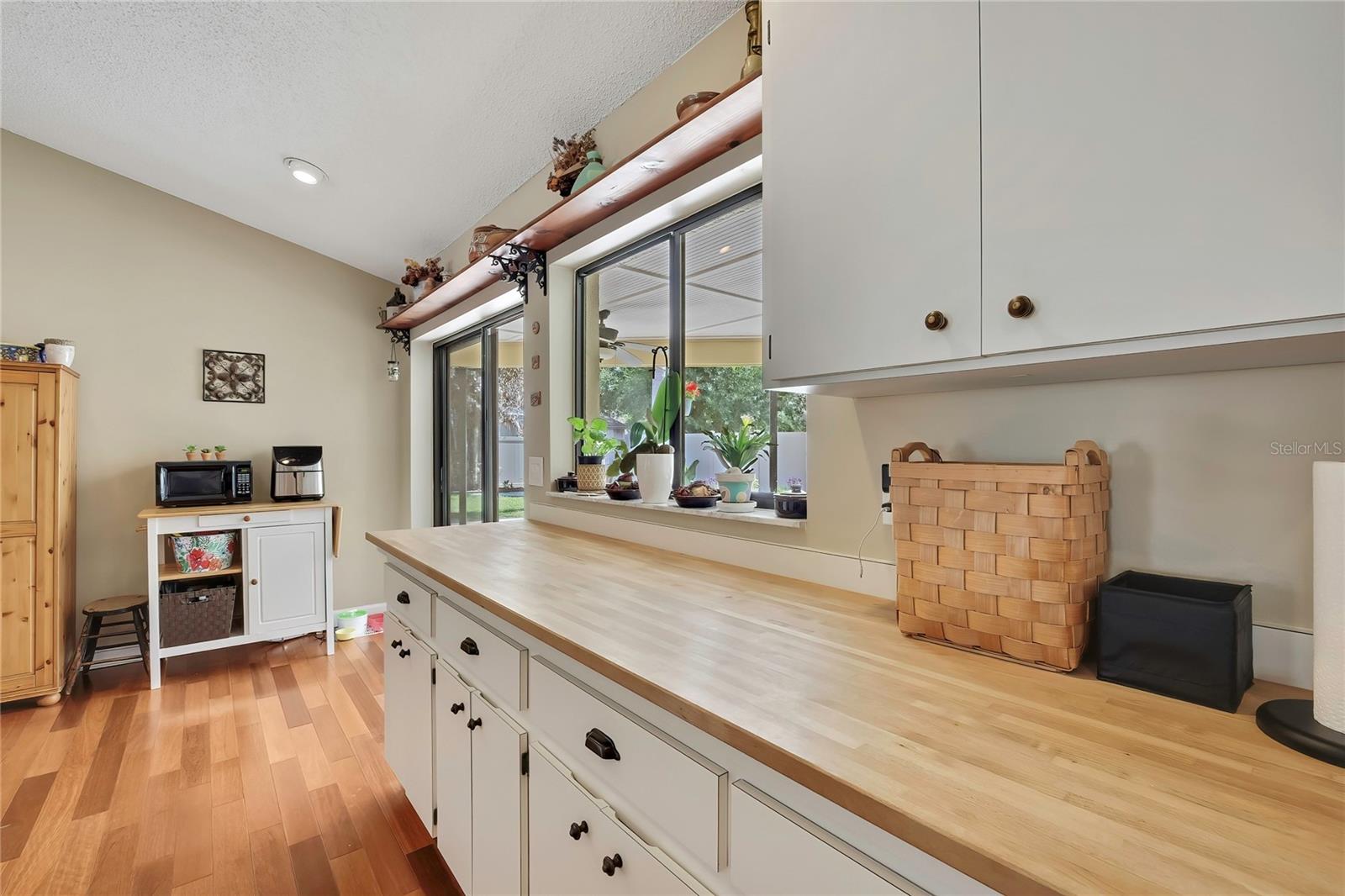 Image 16 of 39 For 9304 Rockrose Drive