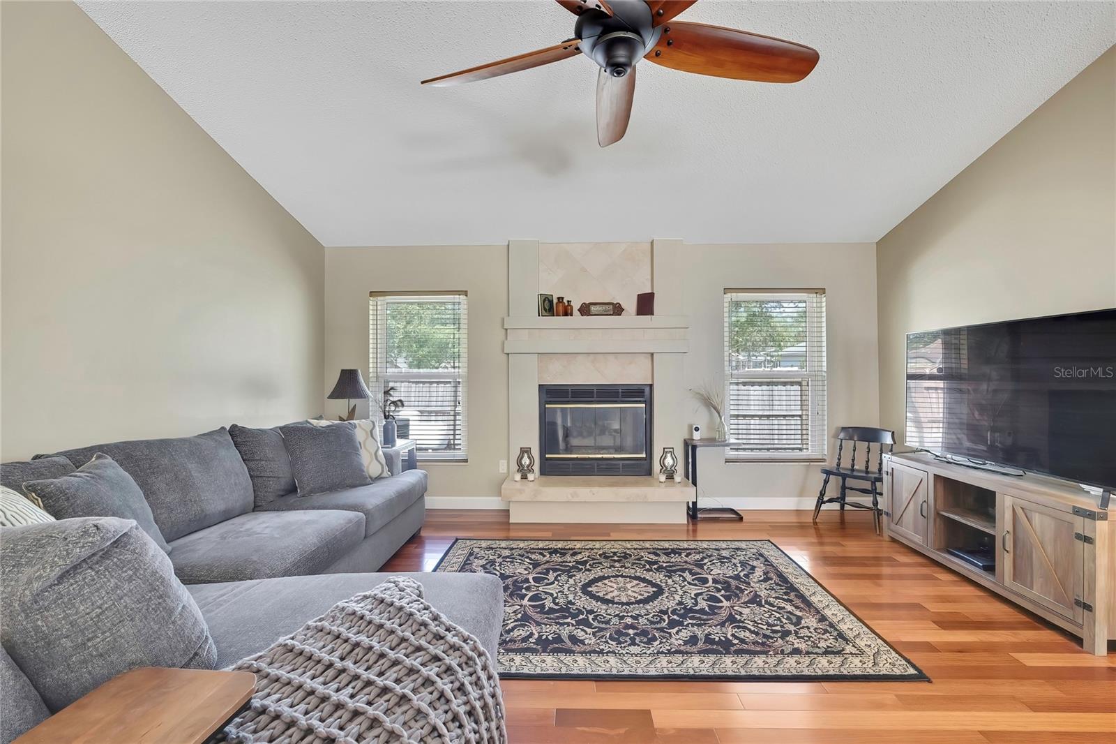 Image 17 of 39 For 9304 Rockrose Drive