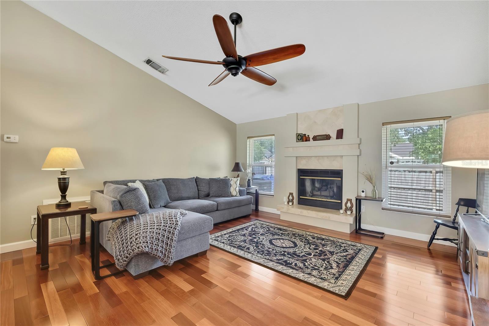 Image 18 of 39 For 9304 Rockrose Drive