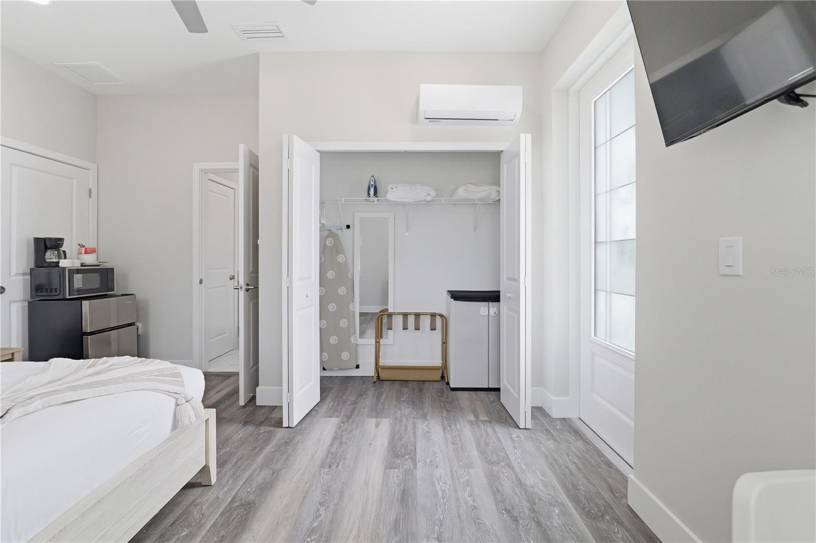 Listing photo id 10 for 7505 Rome Avenue