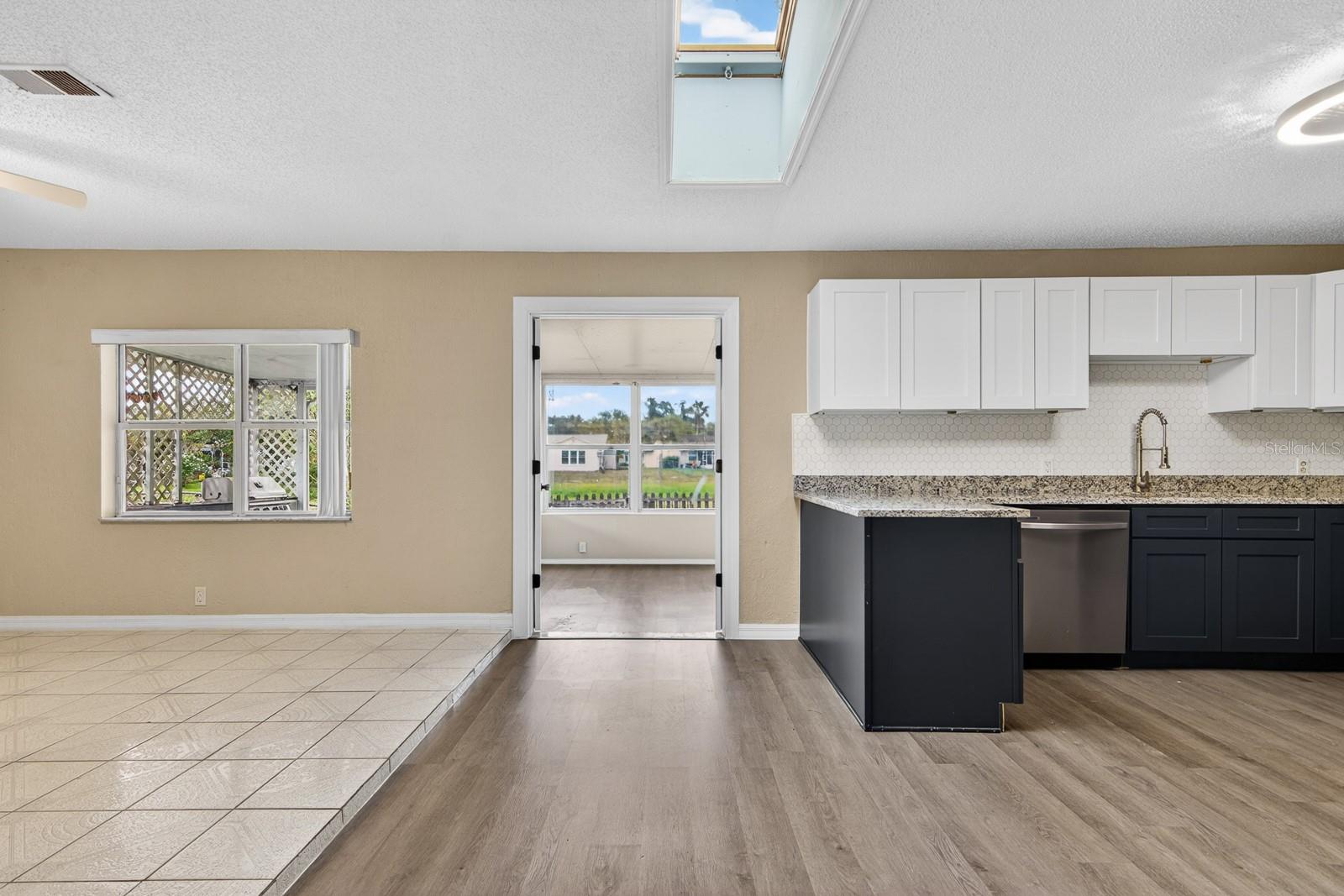 Image 10 of 49 For 6802 Lassen Avenue