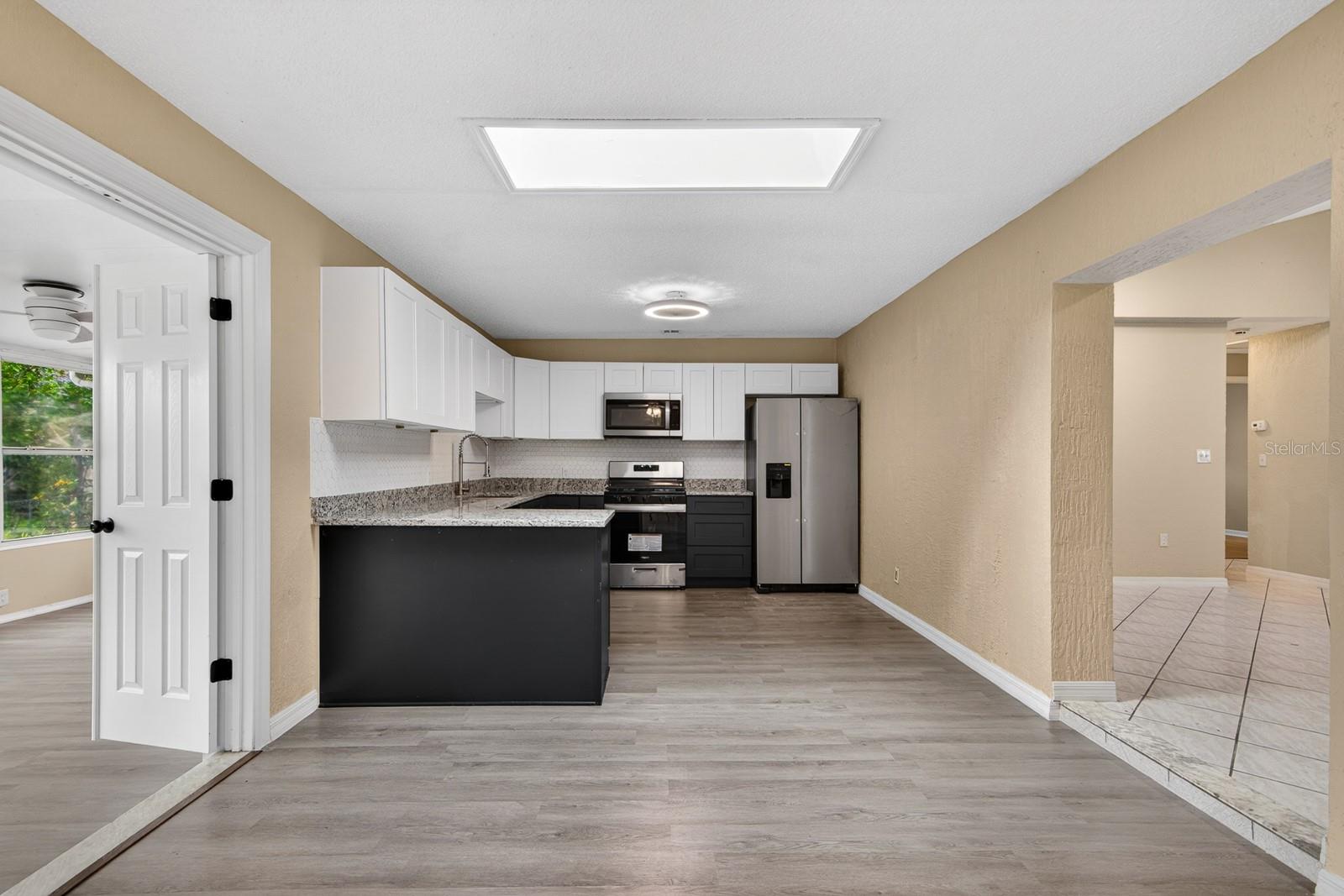 Image 13 of 49 For 6802 Lassen Avenue