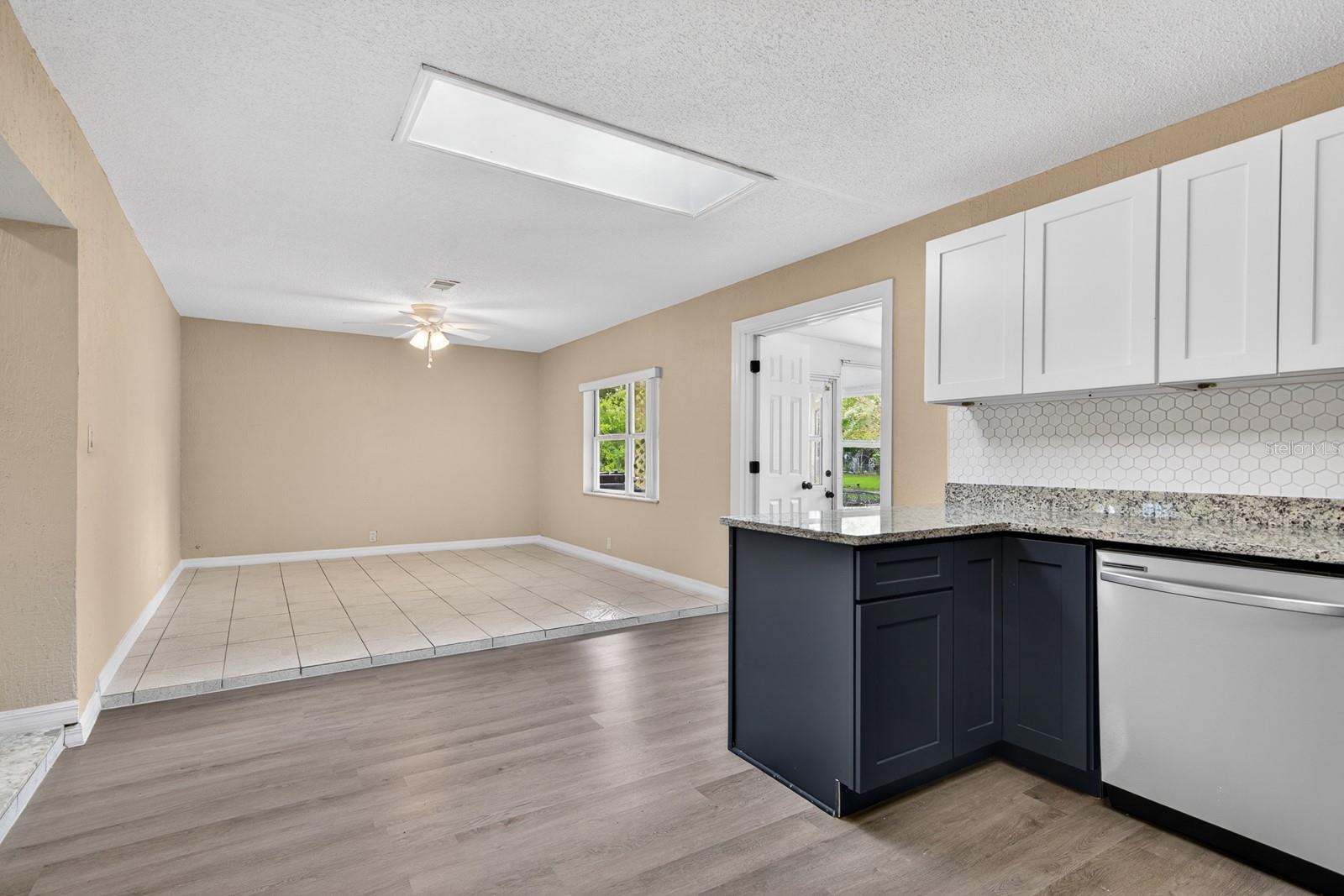Image 16 of 49 For 6802 Lassen Avenue