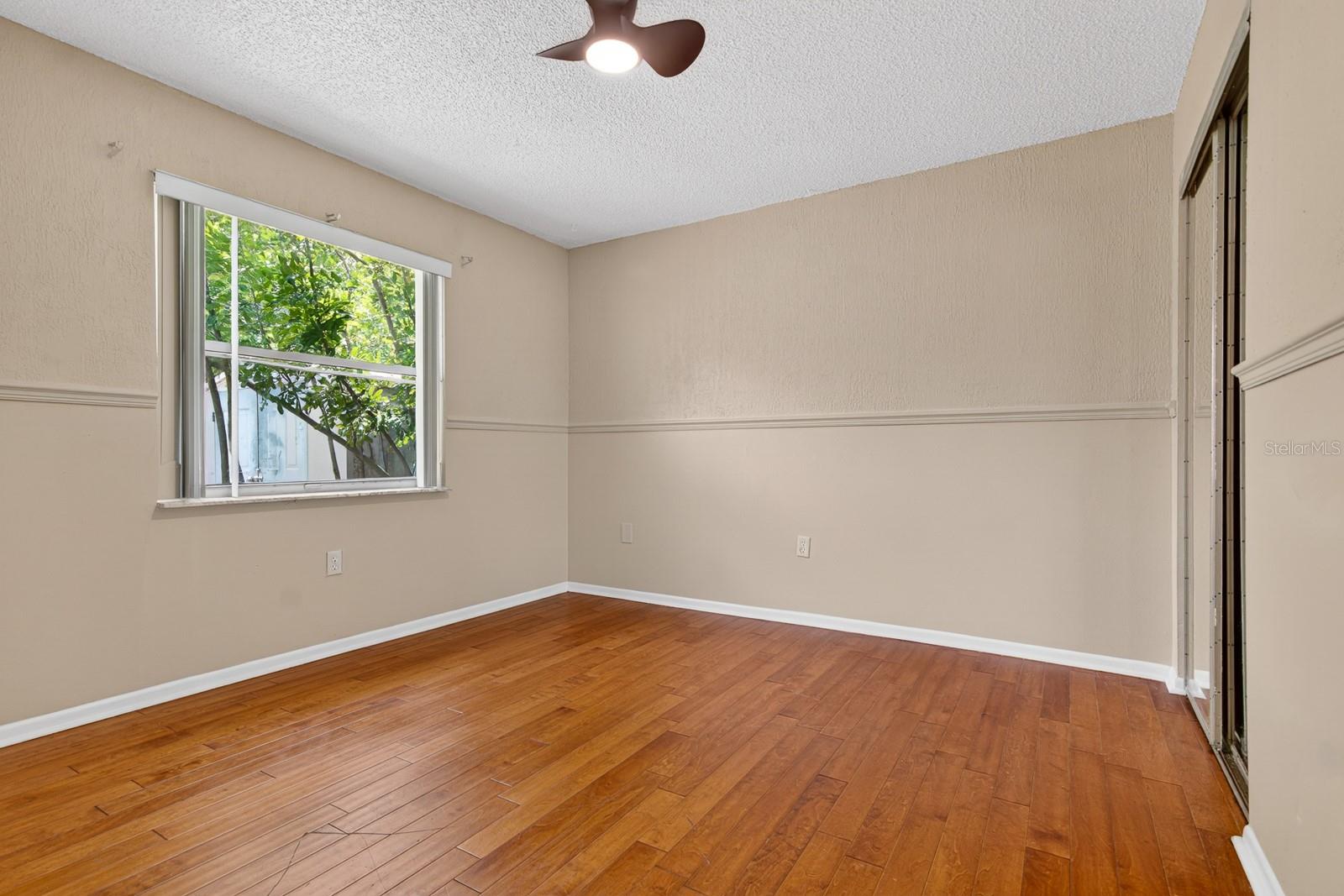 Image 32 of 49 For 6802 Lassen Avenue